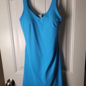Lululemon Women's Align V-Neck Tank Dress with attach shorts. Size 6